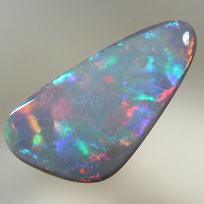SOLID SEMI BLACK OPAL Full of bright crisp fire